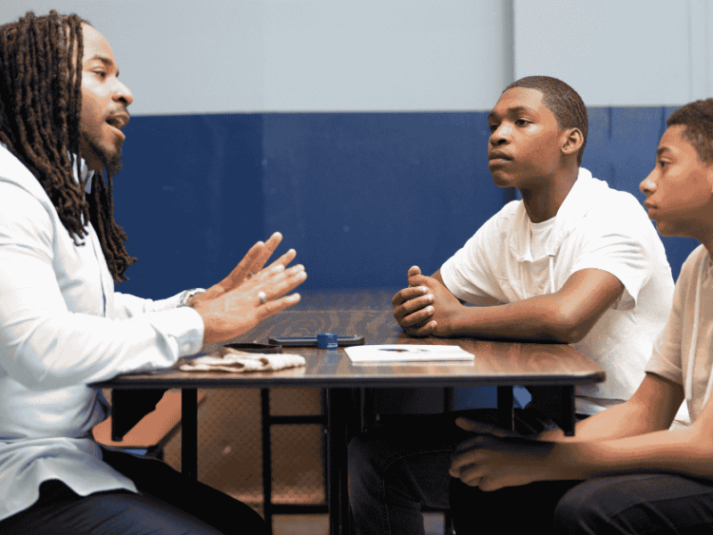 The Role of Peer Mentorship in Breaking the Cycle of Poverty