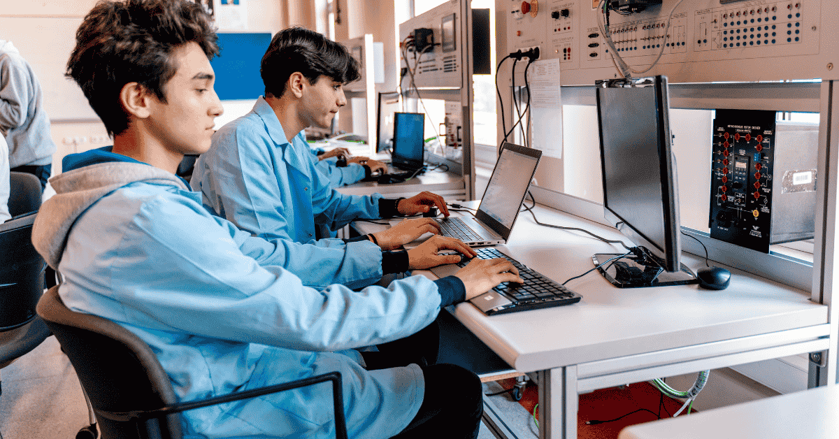 How Vocational Training Opens Doors to New Career Opportunities