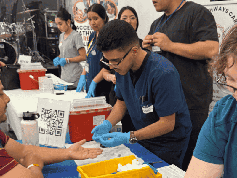 How Community Outreach Programs Improve Public Health in Phoenix